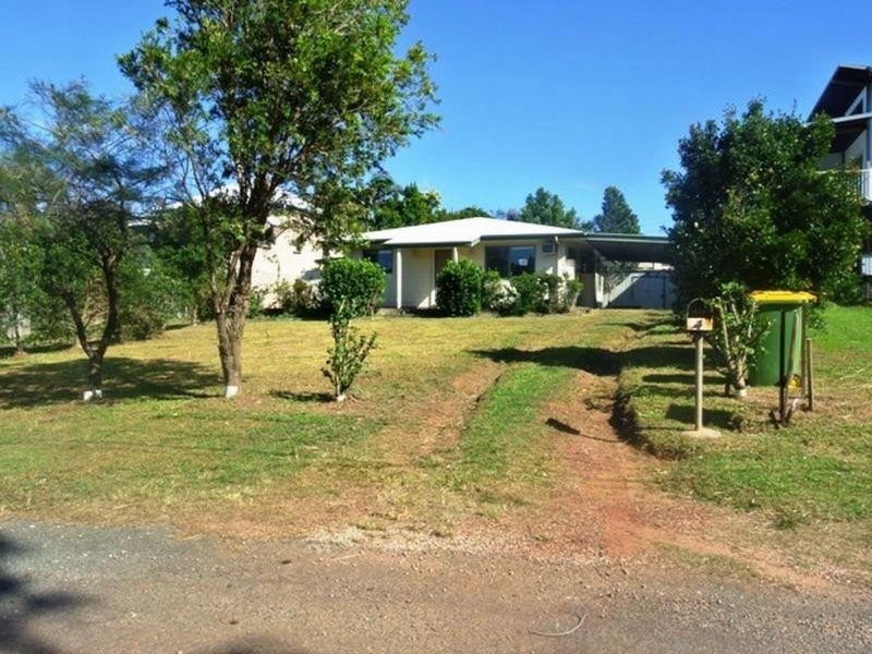 4 Emerson Street, Russell Island QLD 4184