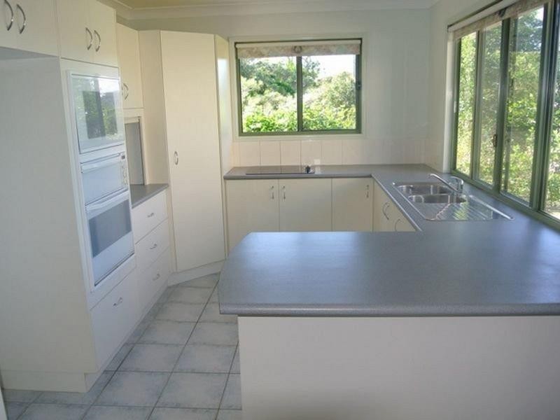 4 Emerson Street, Russell Island QLD 4184