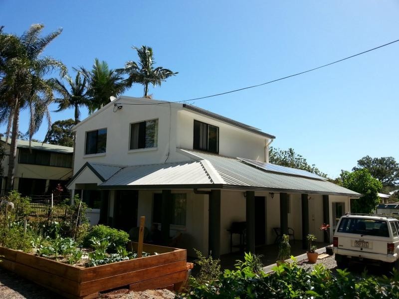 34 Kings Road, Russell Island QLD 4184