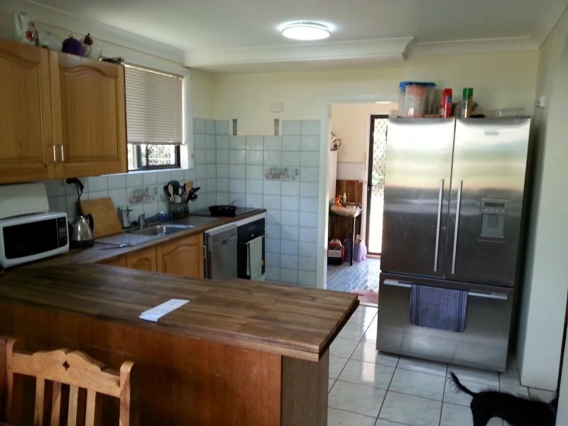 34 Kings Road, Russell Island QLD 4184