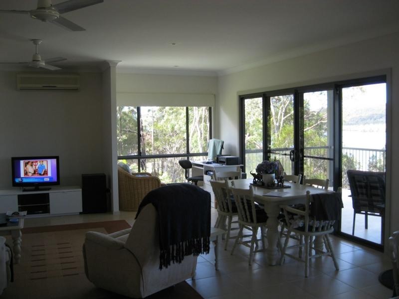 107 Wahine Drive, Russell Island QLD 4184