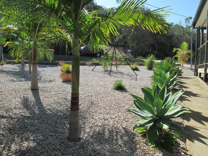 27 Aquamarine Avenue, Russell Island QLD 4184