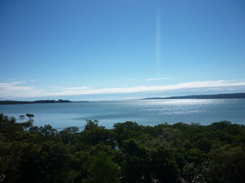 27 Bay Drive, Russell Island QLD 4184