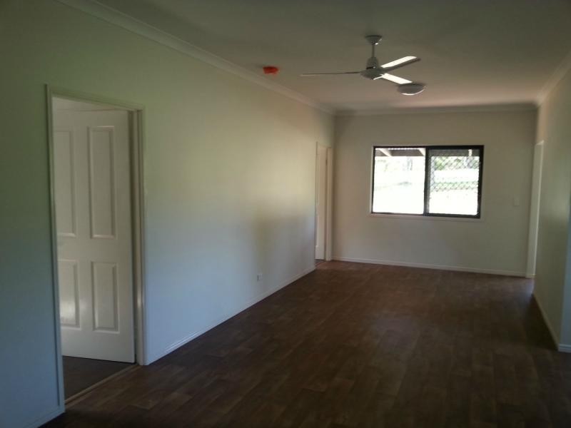 12 Roebuck Road, Russell Island QLD 4184