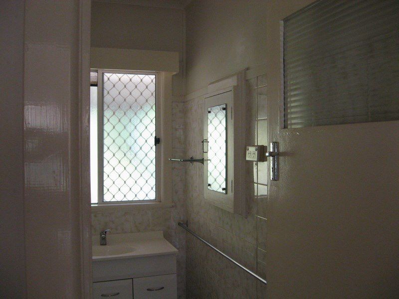 1 Iris Street, Russell Island QLD 4184