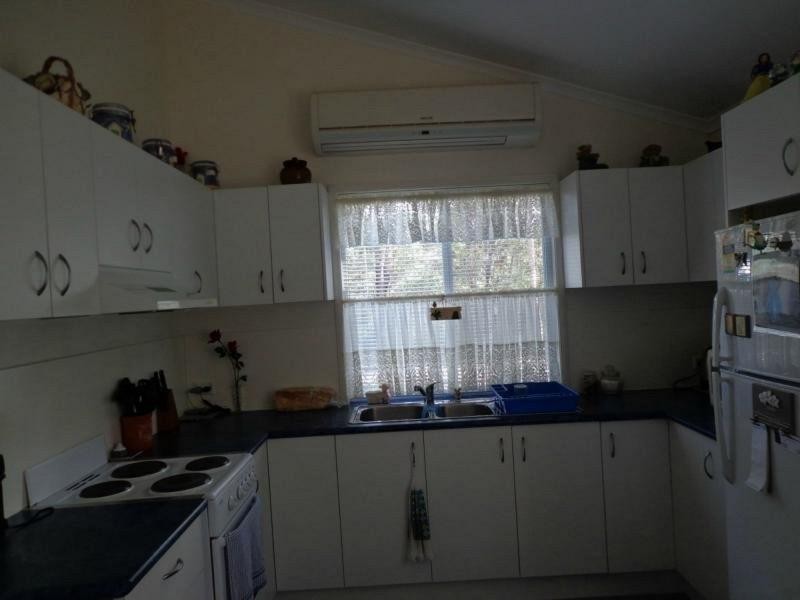 27 Toolona Avenue, Russell Island QLD 4184