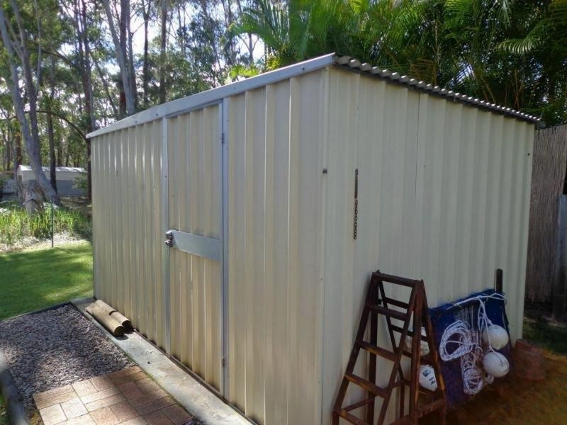 27 Toolona Avenue, Russell Island QLD 4184