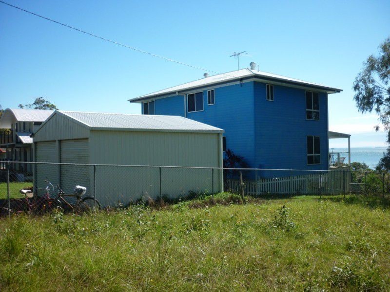 27 Bay Drive, Russell Island QLD 4184