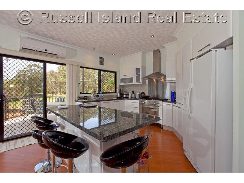Russell Island QLD 4184