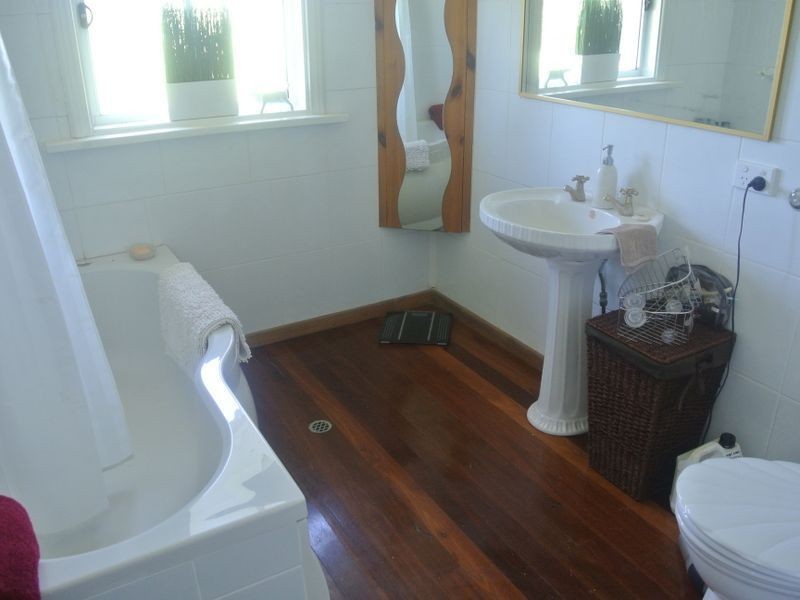 19 Canaipa Point Drive, Russell Island QLD 4184