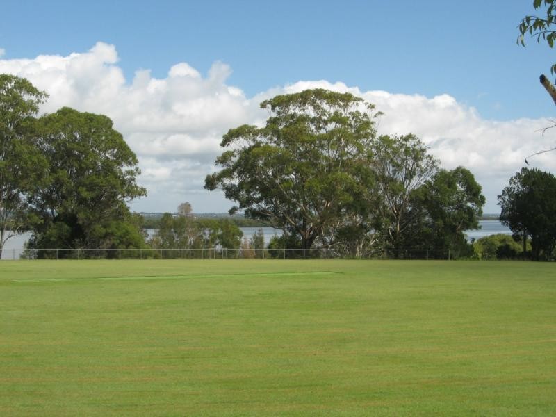 8 Beth Street, Russell Island QLD 4184