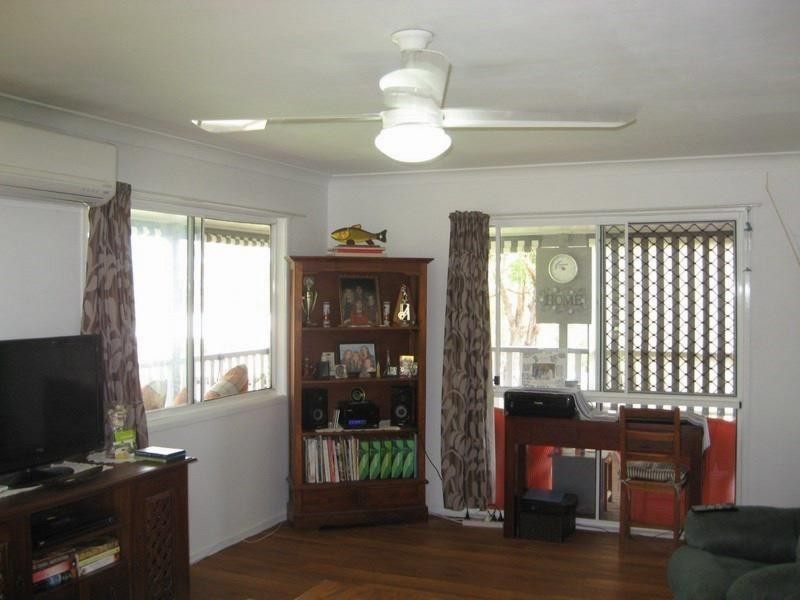 8 Stock Street, Russell Island QLD 4184