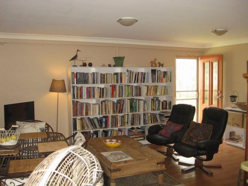 8 Stock Street, Russell Island QLD 4184