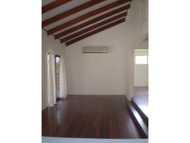 Russell Island QLD 4184