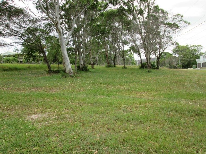 2 Wright Street, Russell Island QLD 4184