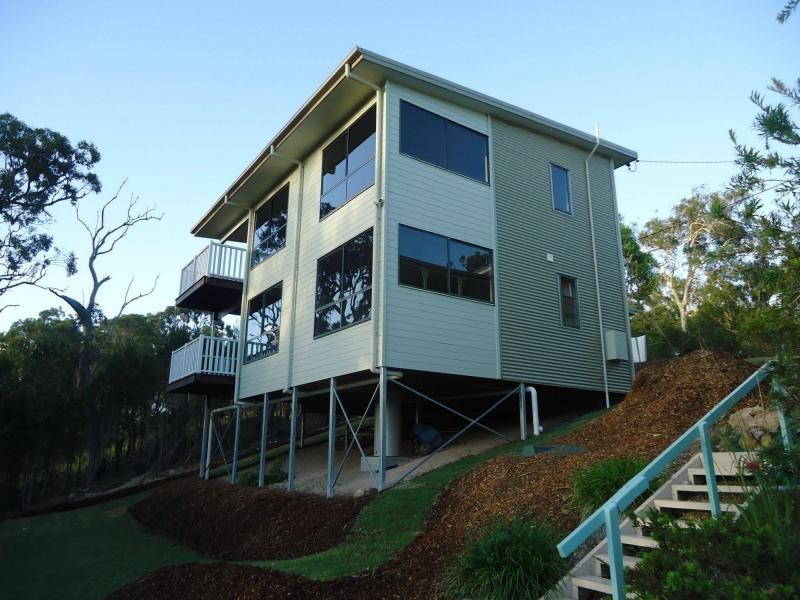 12 Leichhardt Terrace, Russell Island QLD 4184
