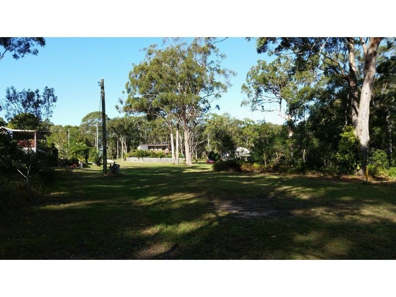 81-83 Tahlin Drive, Russell Island QLD 4184