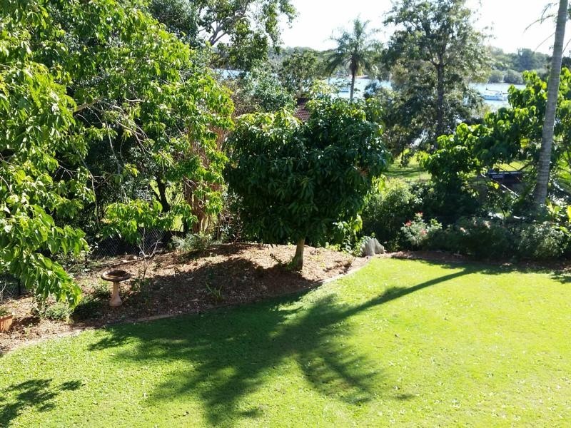 13 Bayview Road, Russell Island QLD 4184