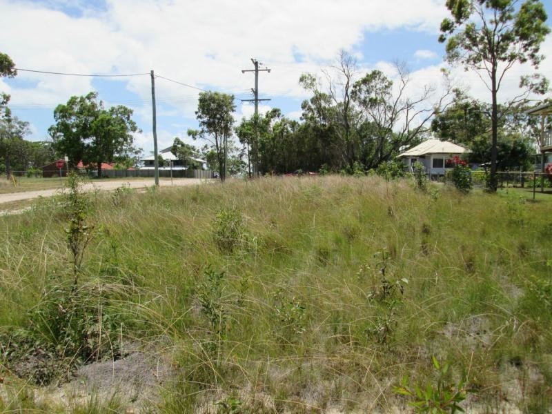 22 Tenanne Street, Russell Island QLD 4184