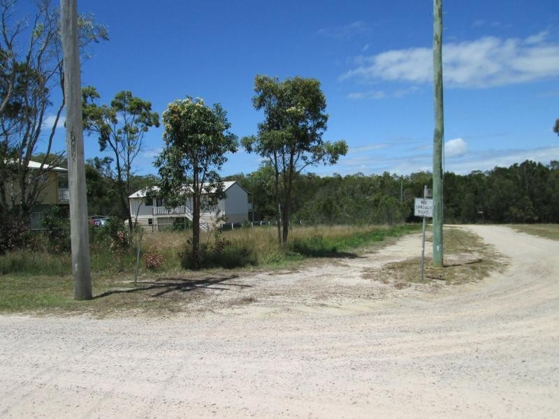 22 Tenanne Street, Russell Island QLD 4184