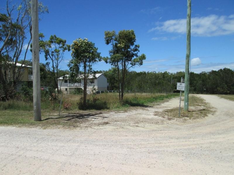 22 Tenanne Street, Russell Island QLD 4184