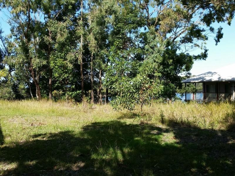 100 The Boulevard, Russell Island QLD 4184