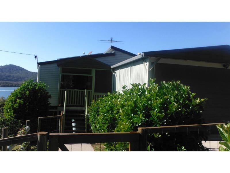 117 Wahine Drive, Russell Island QLD 4184