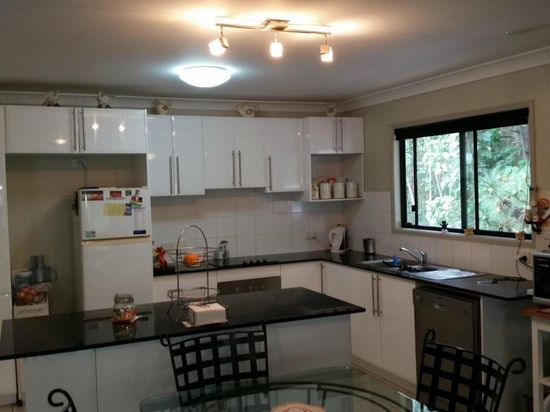 13 Richardson Street, Russell Island QLD 4184