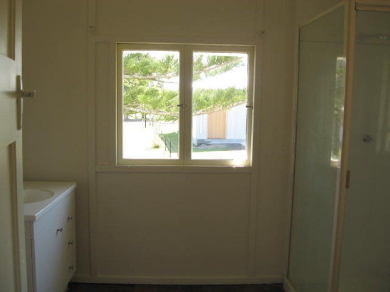 33 Mark Road, Russell Island QLD 4184