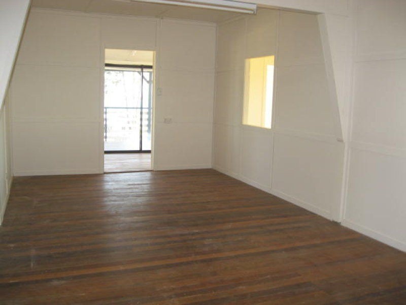 33 Mark Road, Russell Island QLD 4184