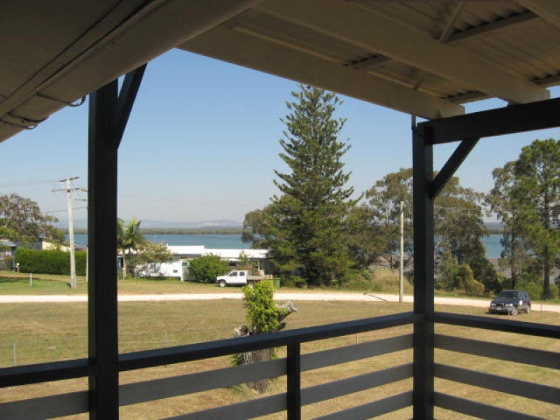 33 Mark Road, Russell Island QLD 4184