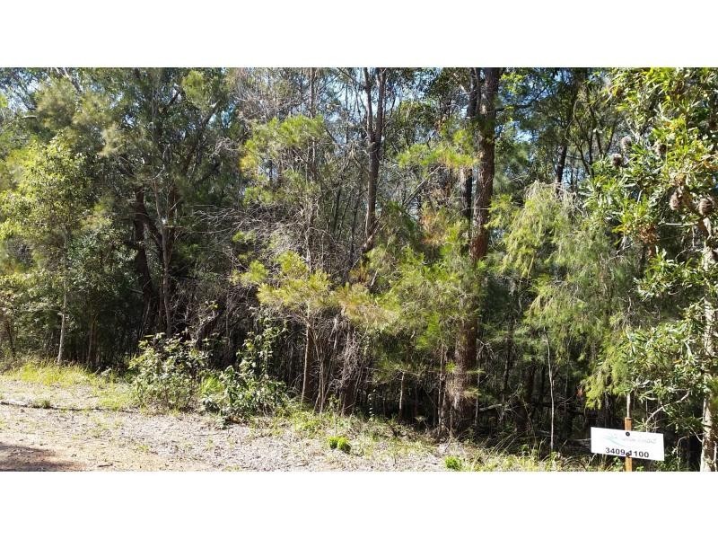 30 Beaumont Drive, Russell Island QLD 4184