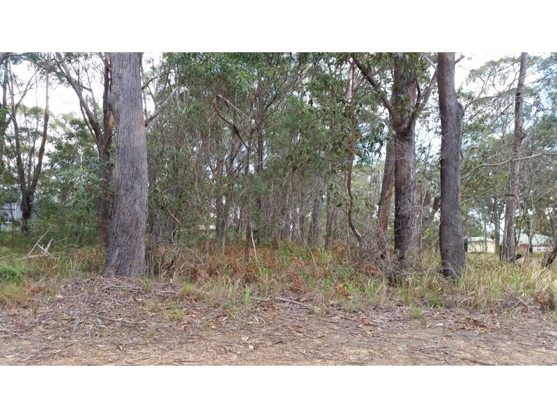 24 Darwallah Avenue, Russell Island QLD 4184