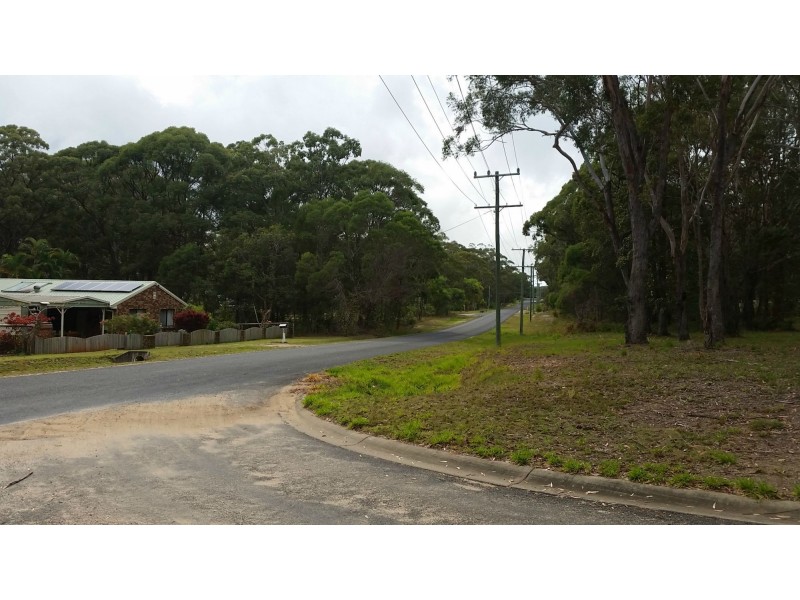 24 Darwallah Avenue, Russell Island QLD 4184