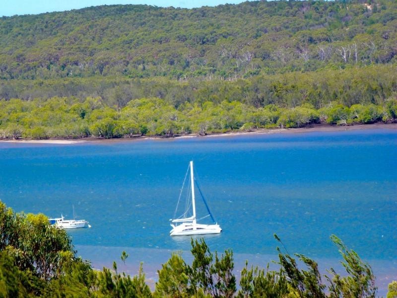 42 Leichhardt Terrace, Russell Island QLD 4184