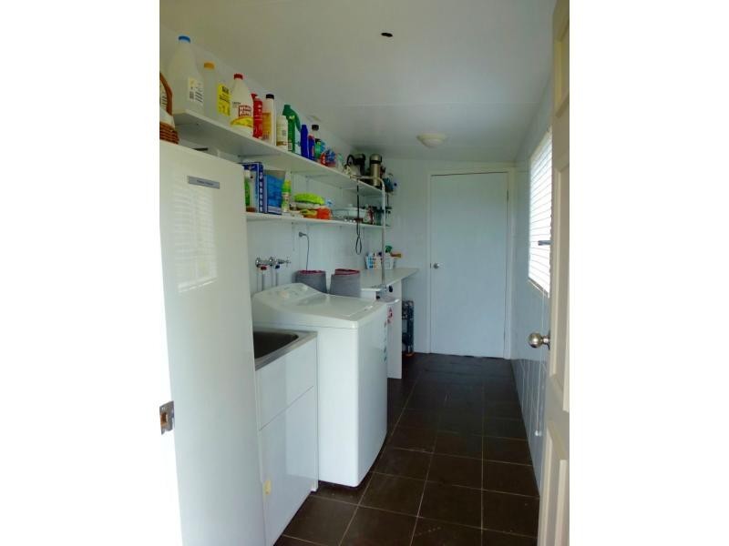 42 Leichhardt Terrace, Russell Island QLD 4184
