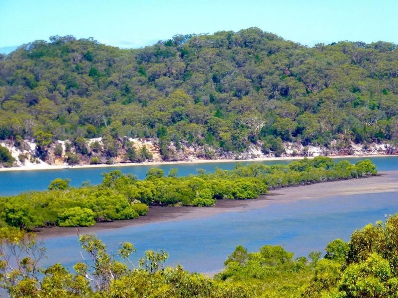 42 Leichhardt Terrace, Russell Island QLD 4184