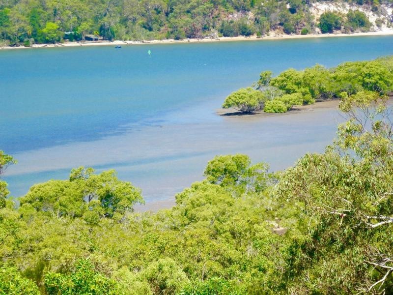 42 Leichhardt Terrace, Russell Island QLD 4184