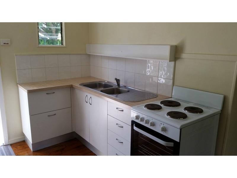 5 The Tor Walk, Russell Island QLD 4184