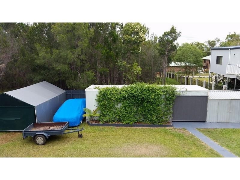 10 Bay Drive, Russell Island QLD 4184