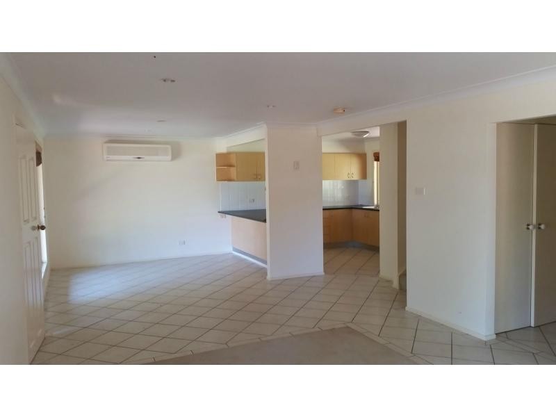 22 Gilcrest Street, Russell Island QLD 4184