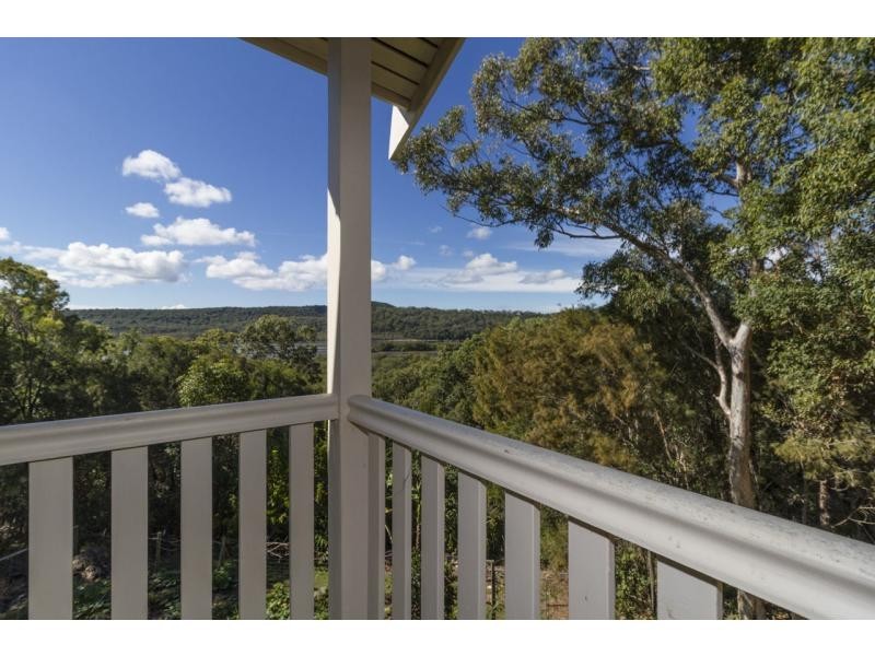 4 Leichhardt Terrace, Russell Island QLD 4184