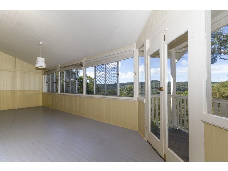 4 Leichhardt Terrace, Russell Island QLD 4184