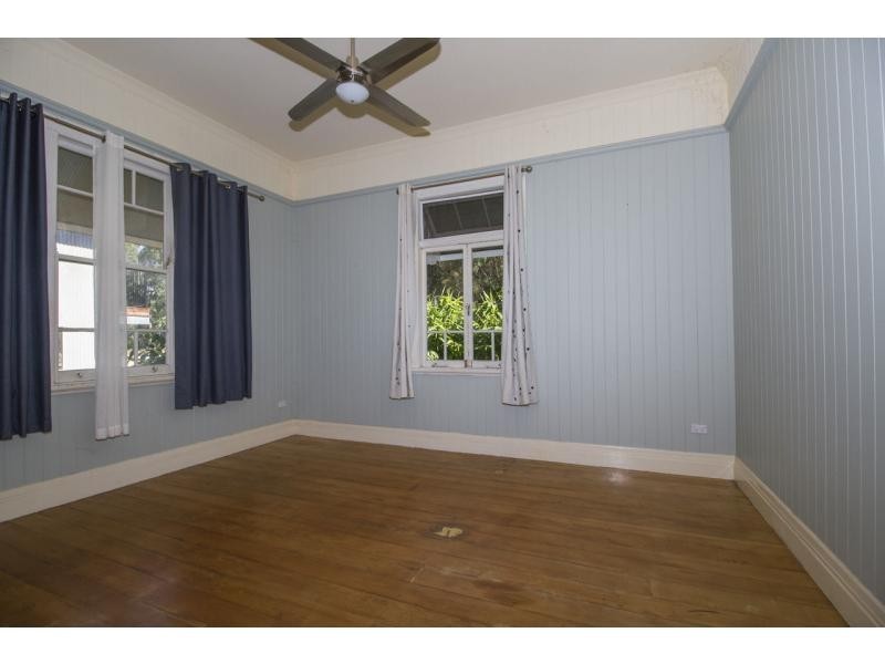 4 Leichhardt Terrace, Russell Island QLD 4184