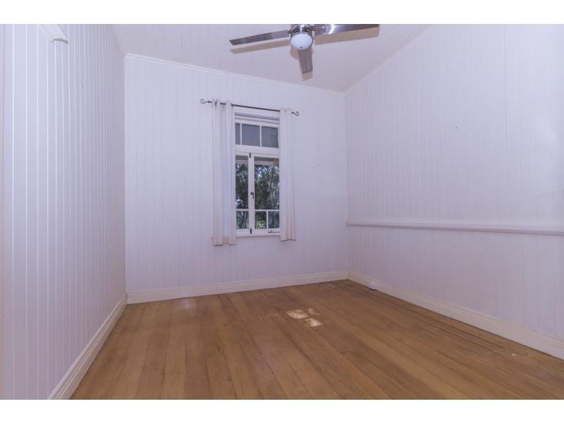 4 Leichhardt Terrace, Russell Island QLD 4184