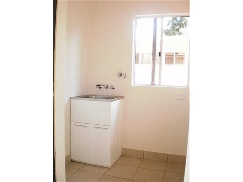 3 June Parade, Lamb Island QLD 4184