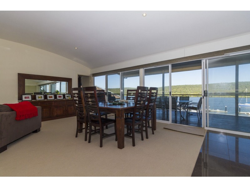 61 Wahine Drive, Russell Island QLD 4184