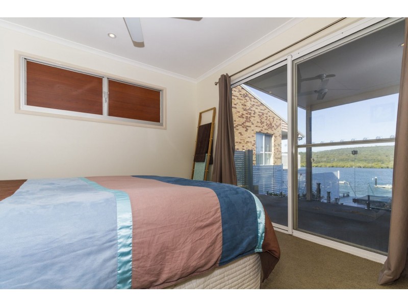 61 Wahine Drive, Russell Island QLD 4184