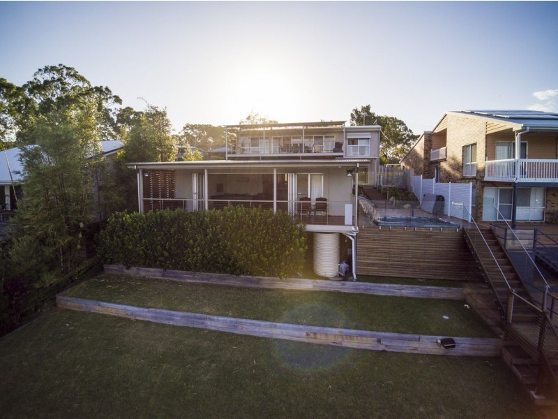 61 Wahine Drive, Russell Island QLD 4184