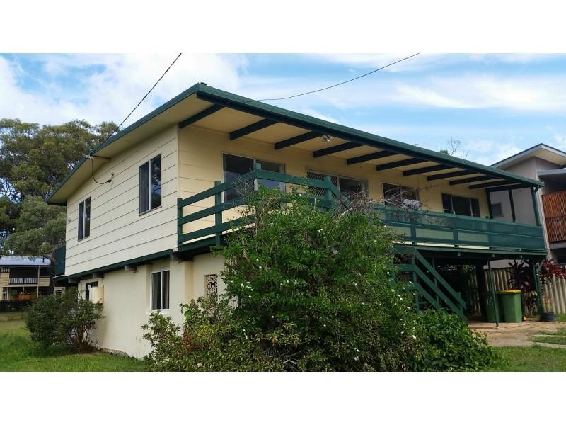 18 Wilma Crescent, Russell Island QLD 4184